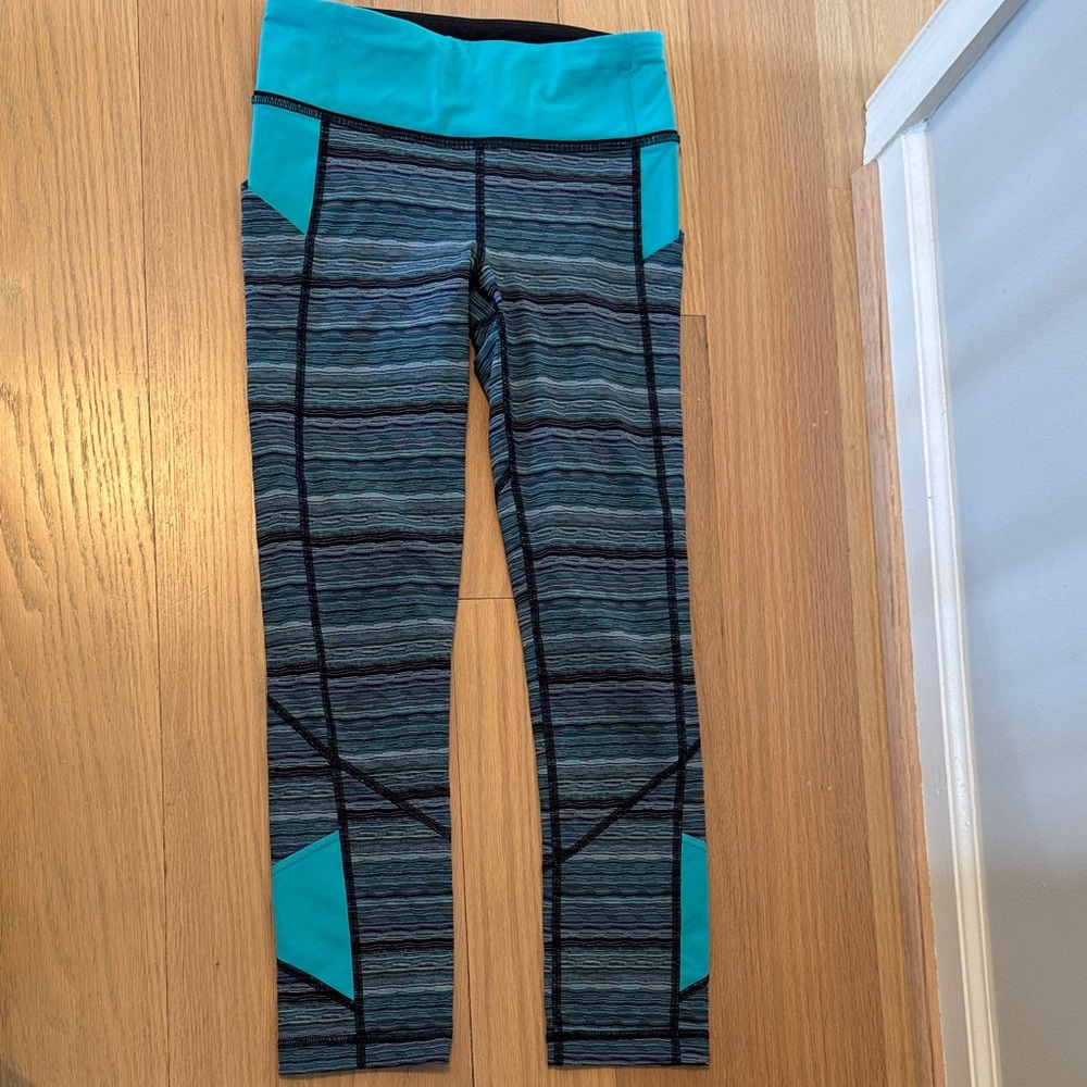Lululemon Athletica Teal and Gray Leggings